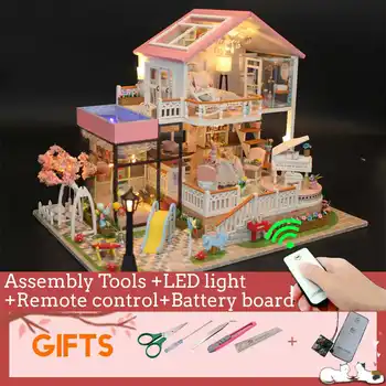 DIY Lutka Hiša Pohištvo z LED luči Miniaturni 3D Lesene Miniaturas Hiša Casa Lutke Igrače za Otroke, Božična Darila